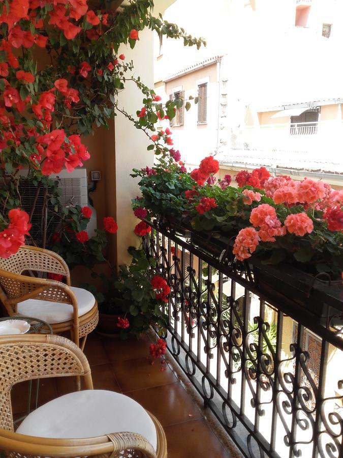 Bed&Breakfast Chiara 올비아 외부 사진